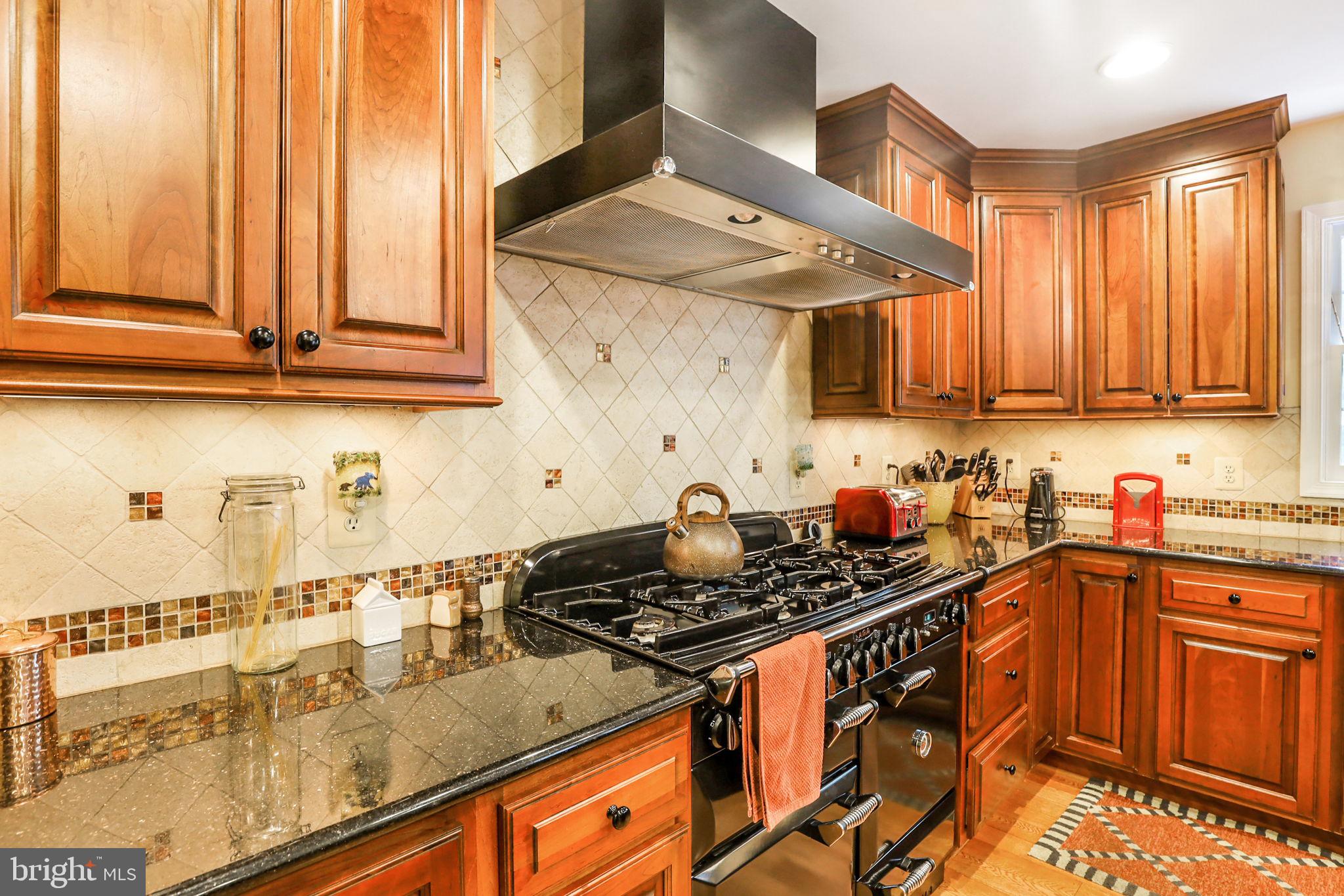 10202 Daylily Ct