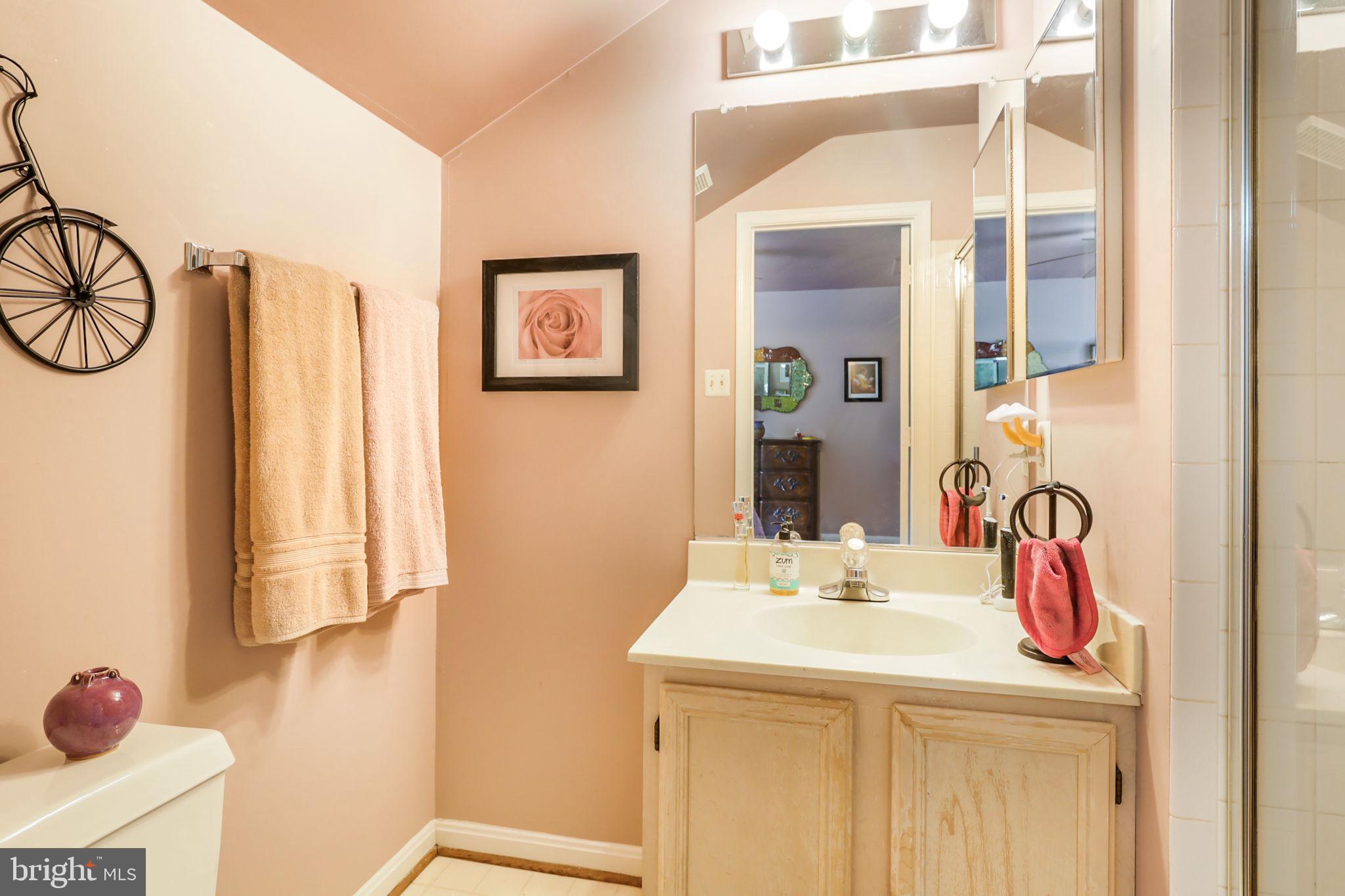 10202 Daylily Ct