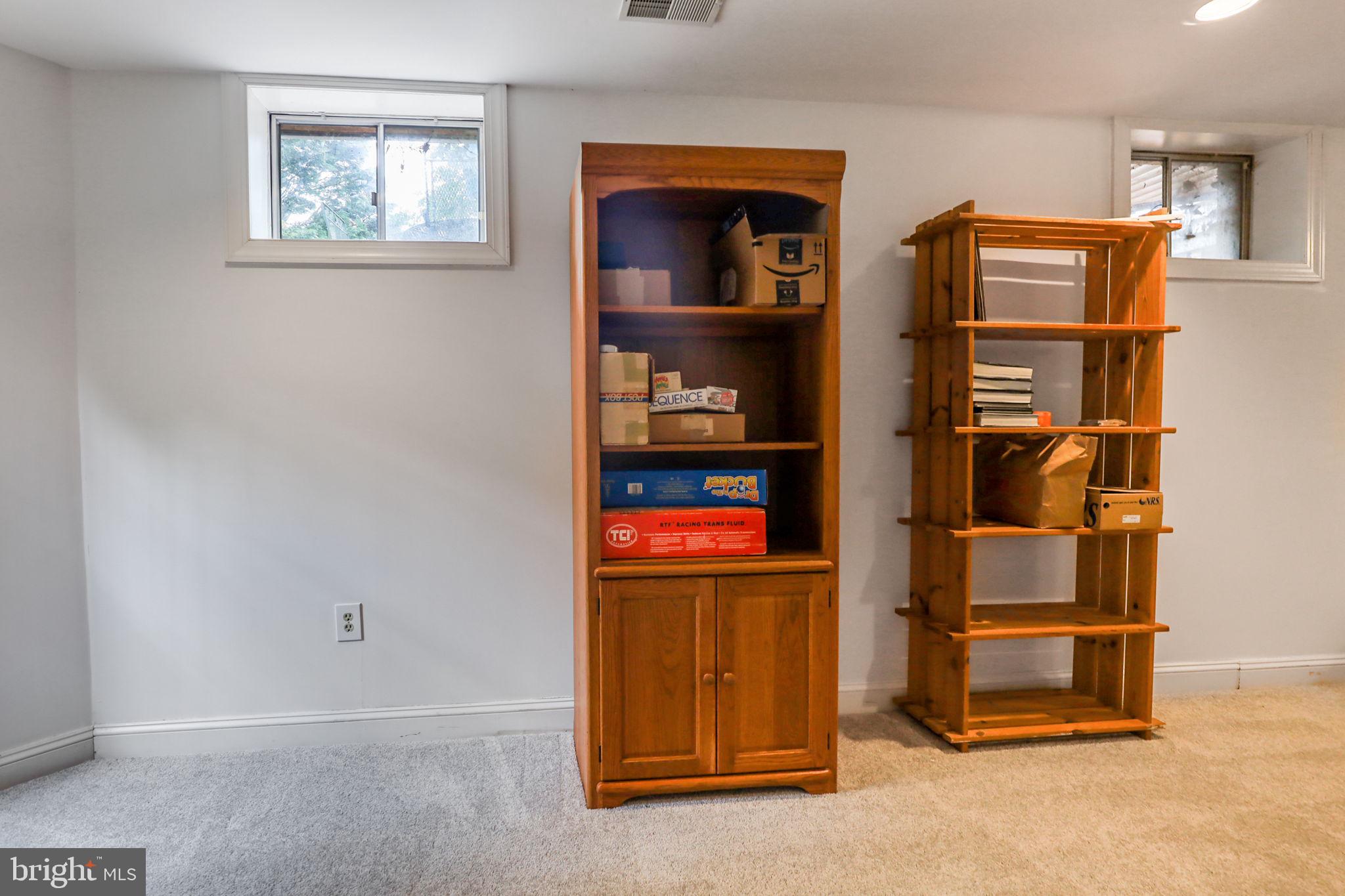 10202 Daylily Ct