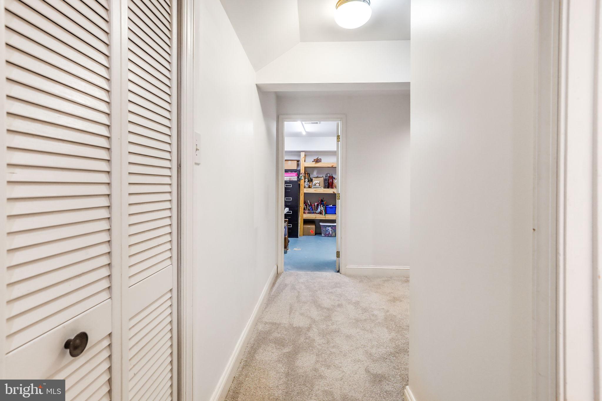 10202 Daylily Ct