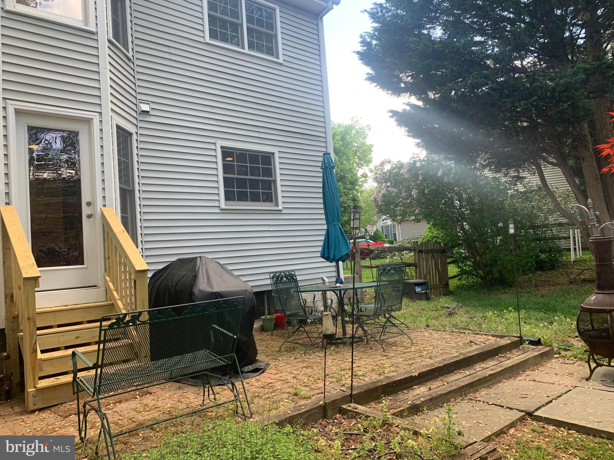 10202 Daylily Ct