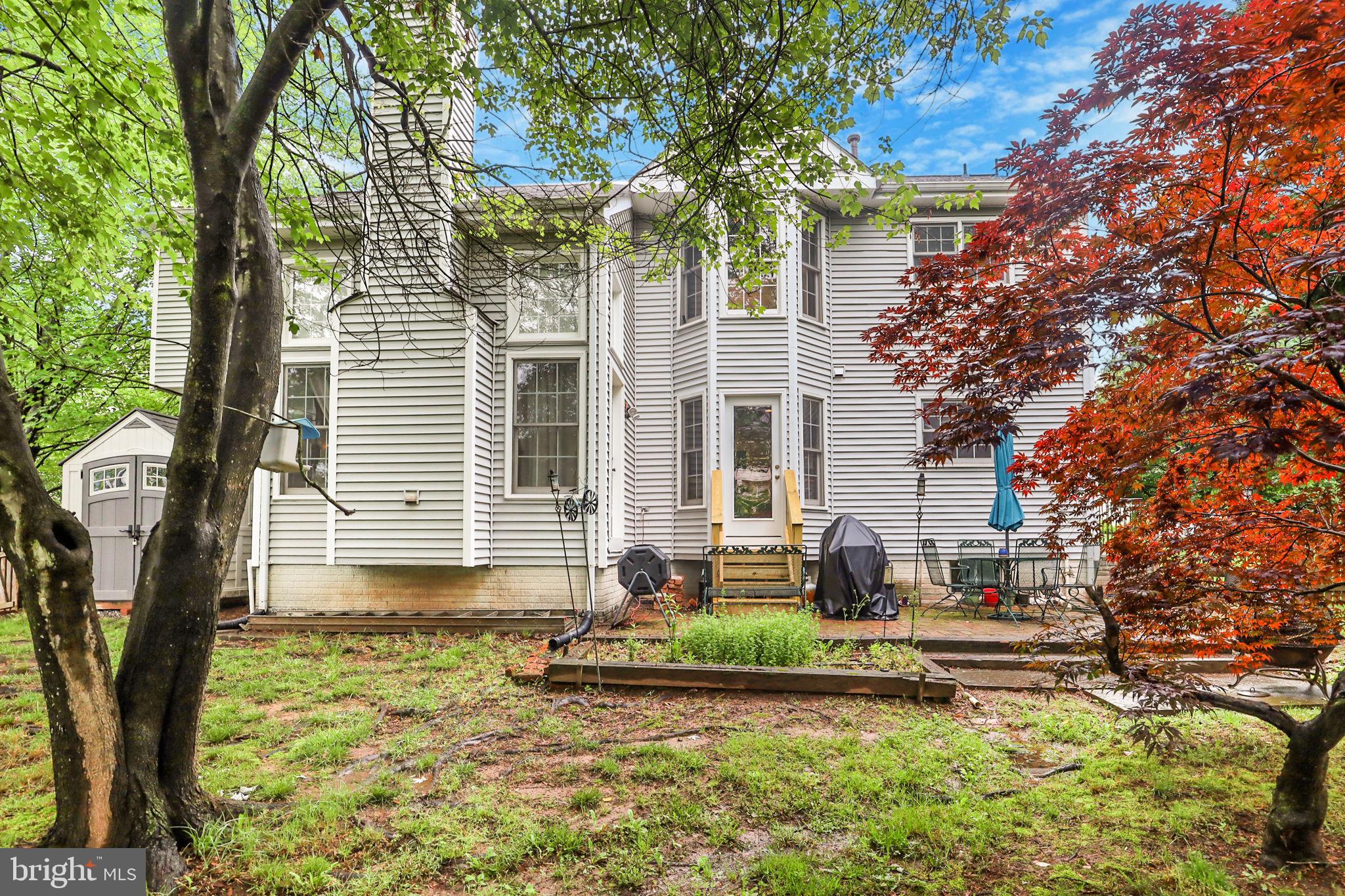 10202 Daylily Ct