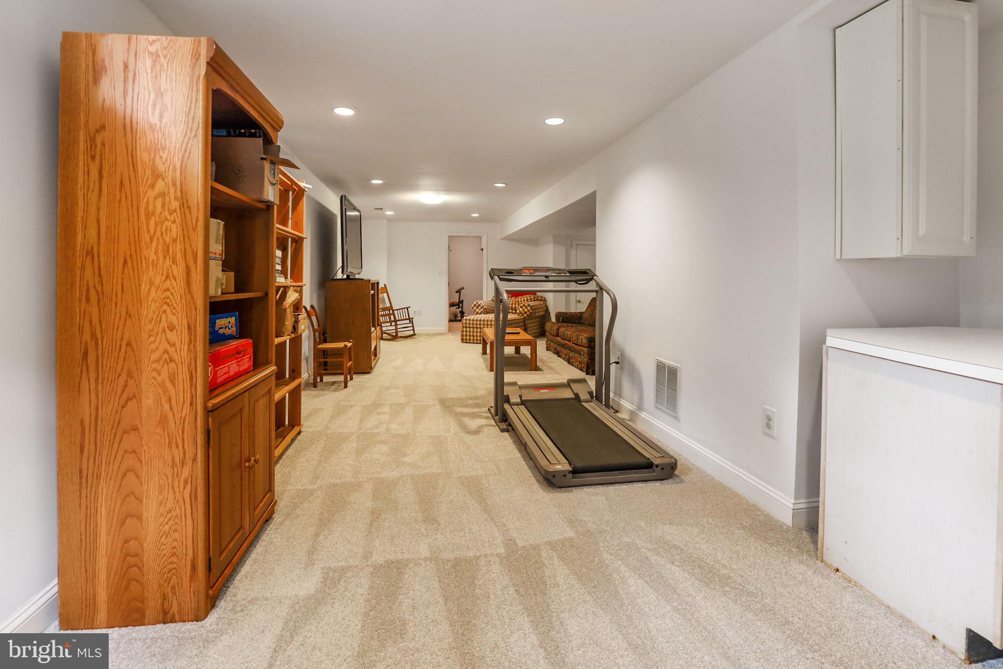 10202 Daylily Ct