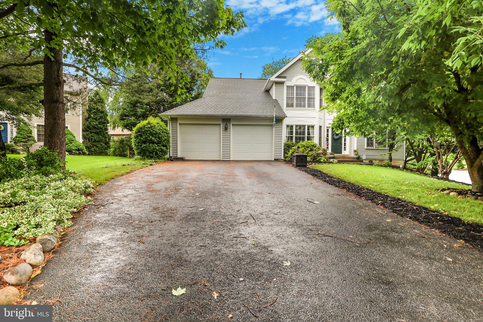 10202 Daylily Ct