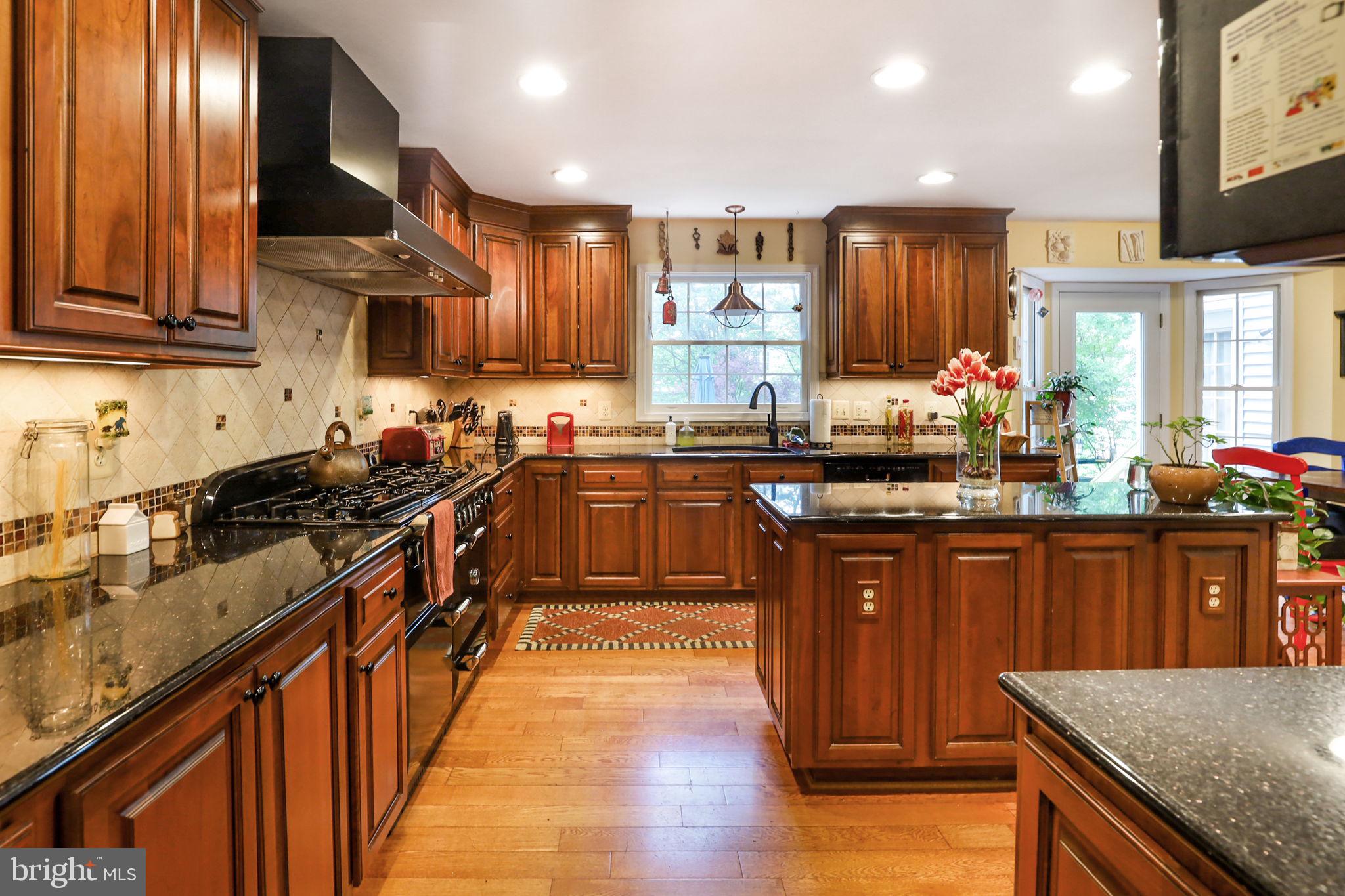 10202 Daylily Ct