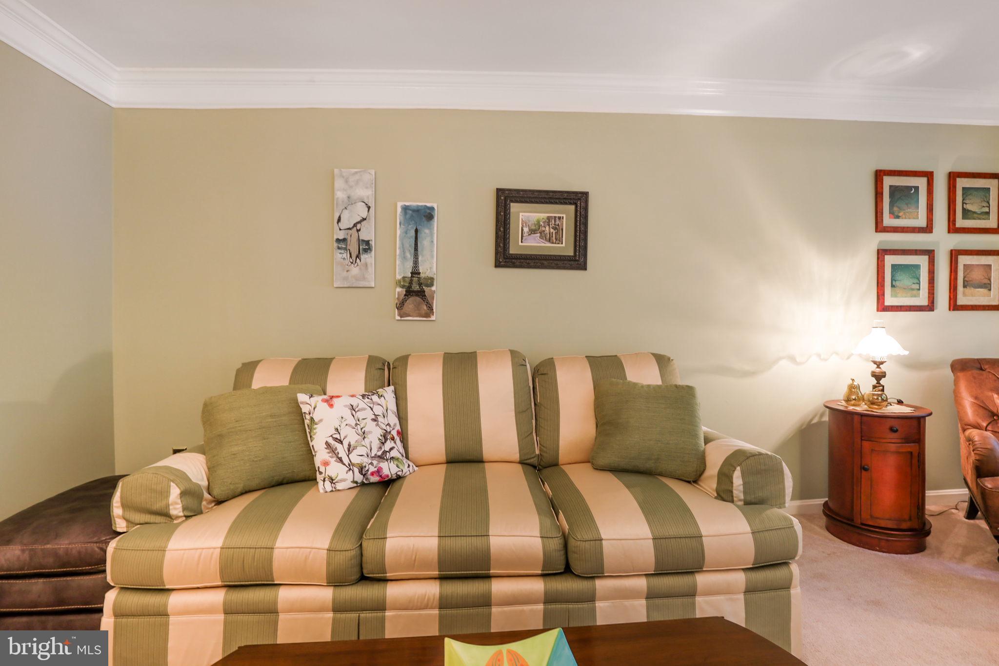 10202 Daylily Ct