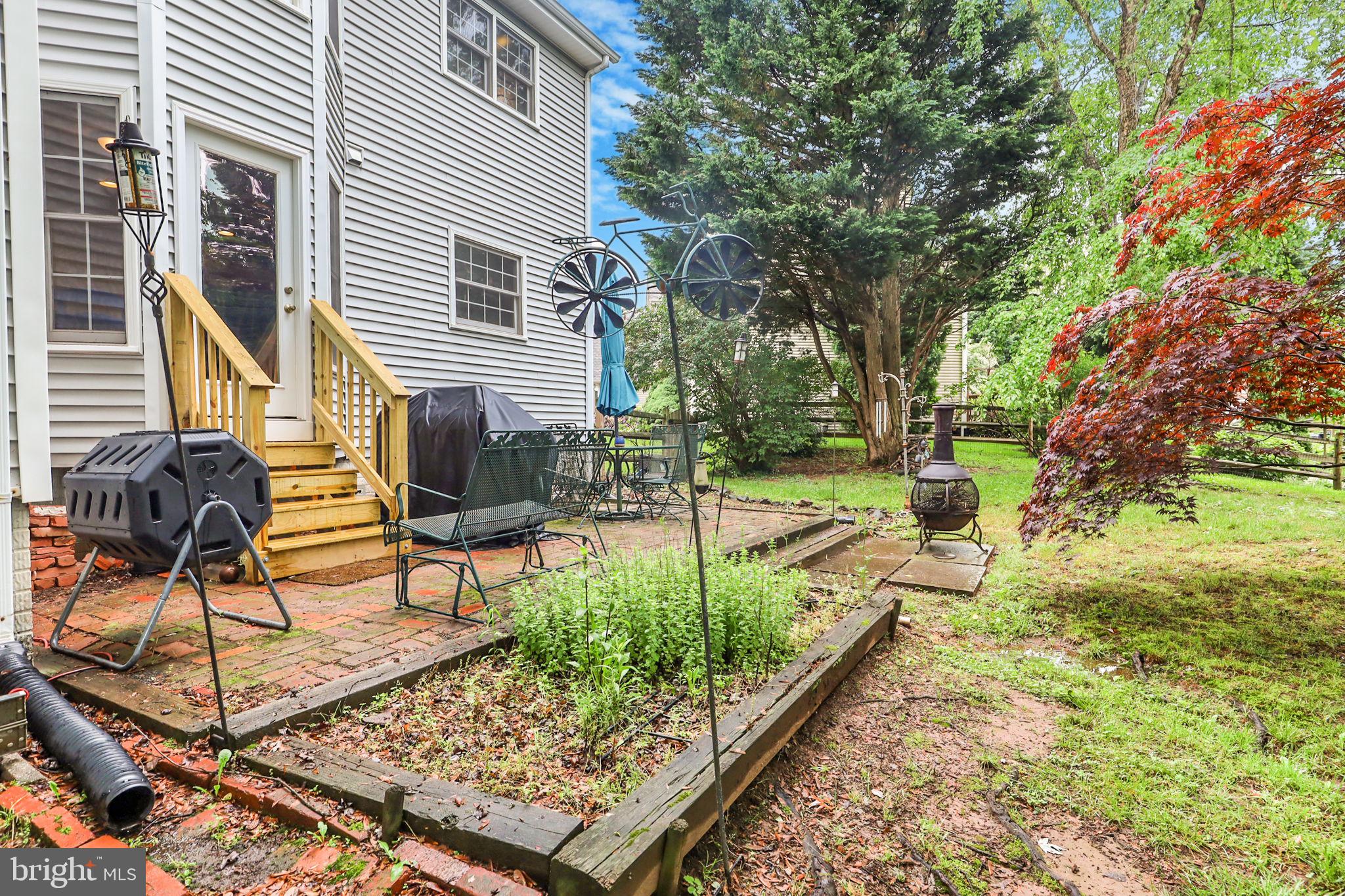 10202 Daylily Ct