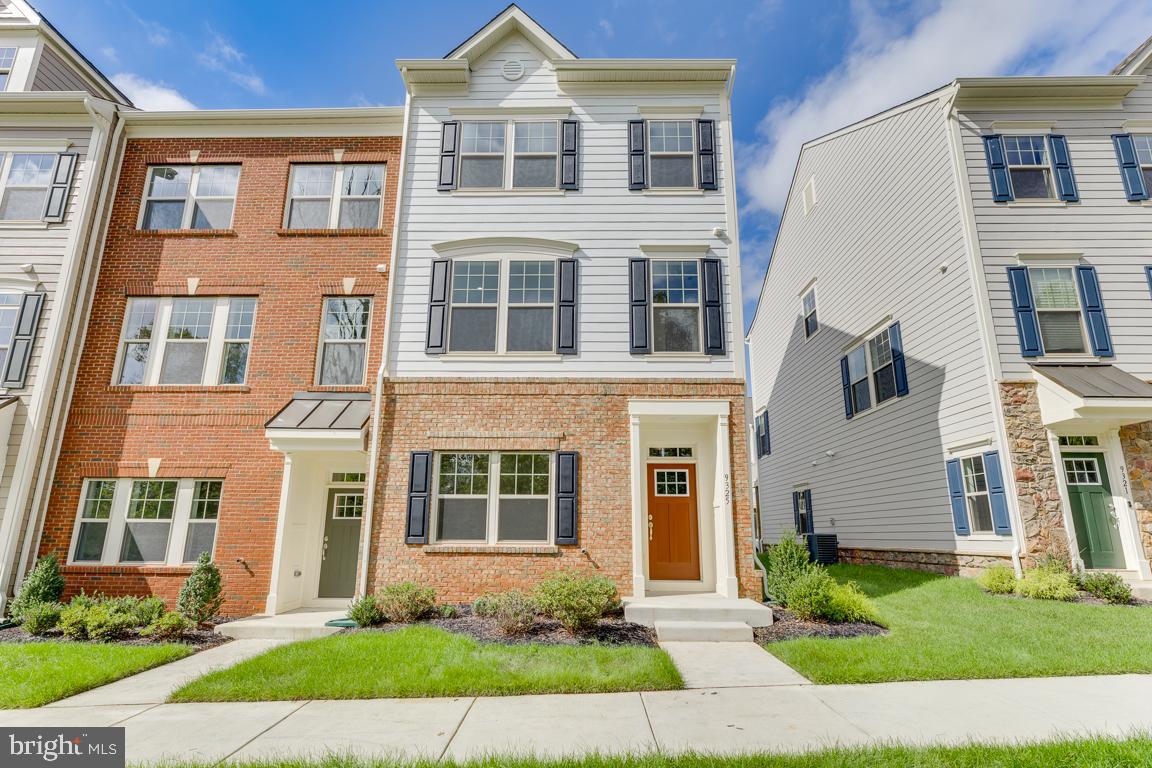 9325 Barnes Loop