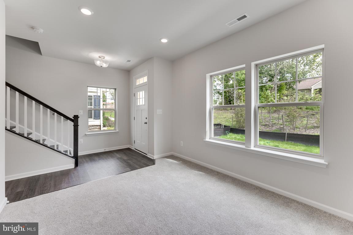 9325 Barnes Loop