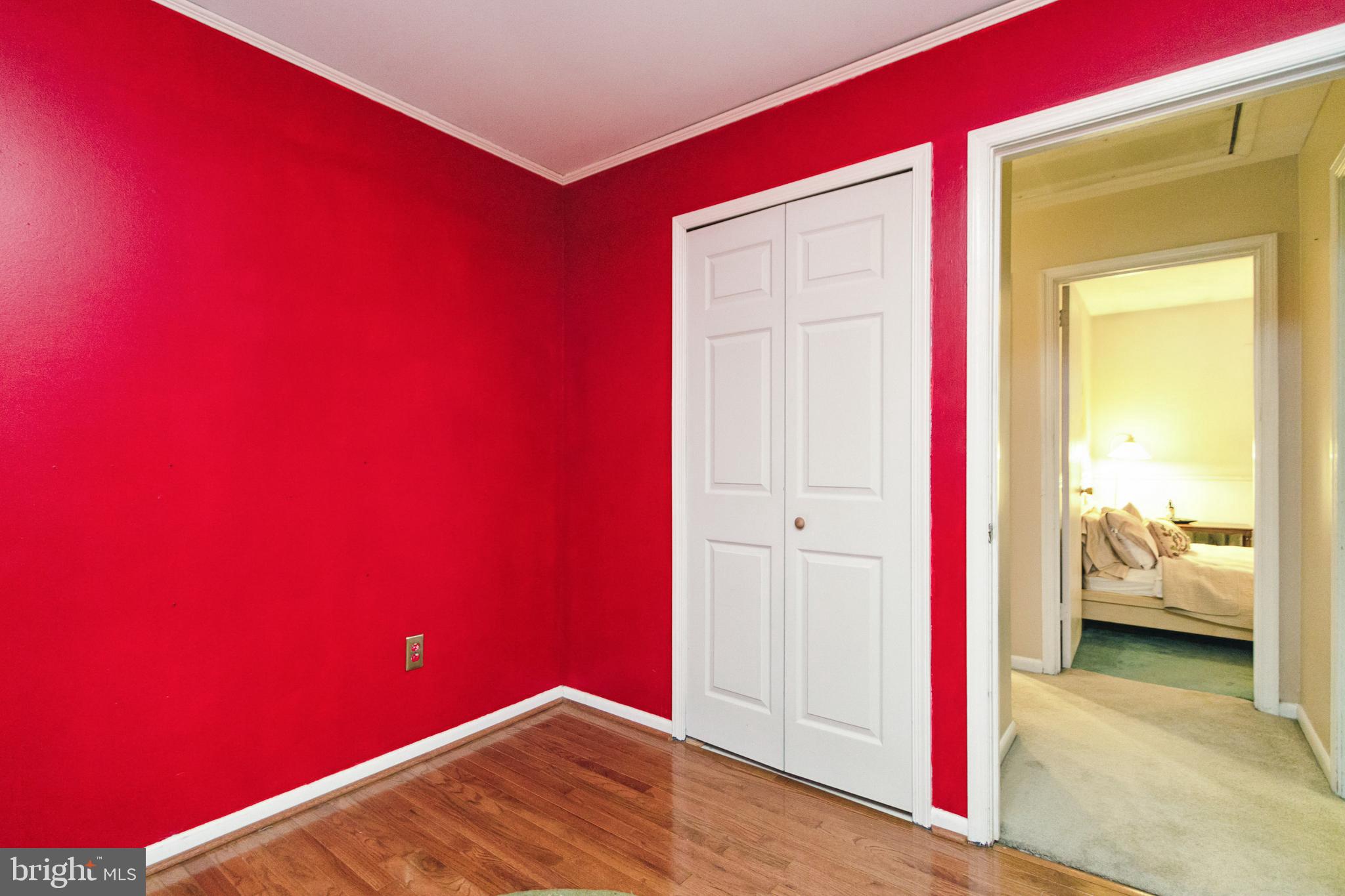 9372 Fernwood Ct