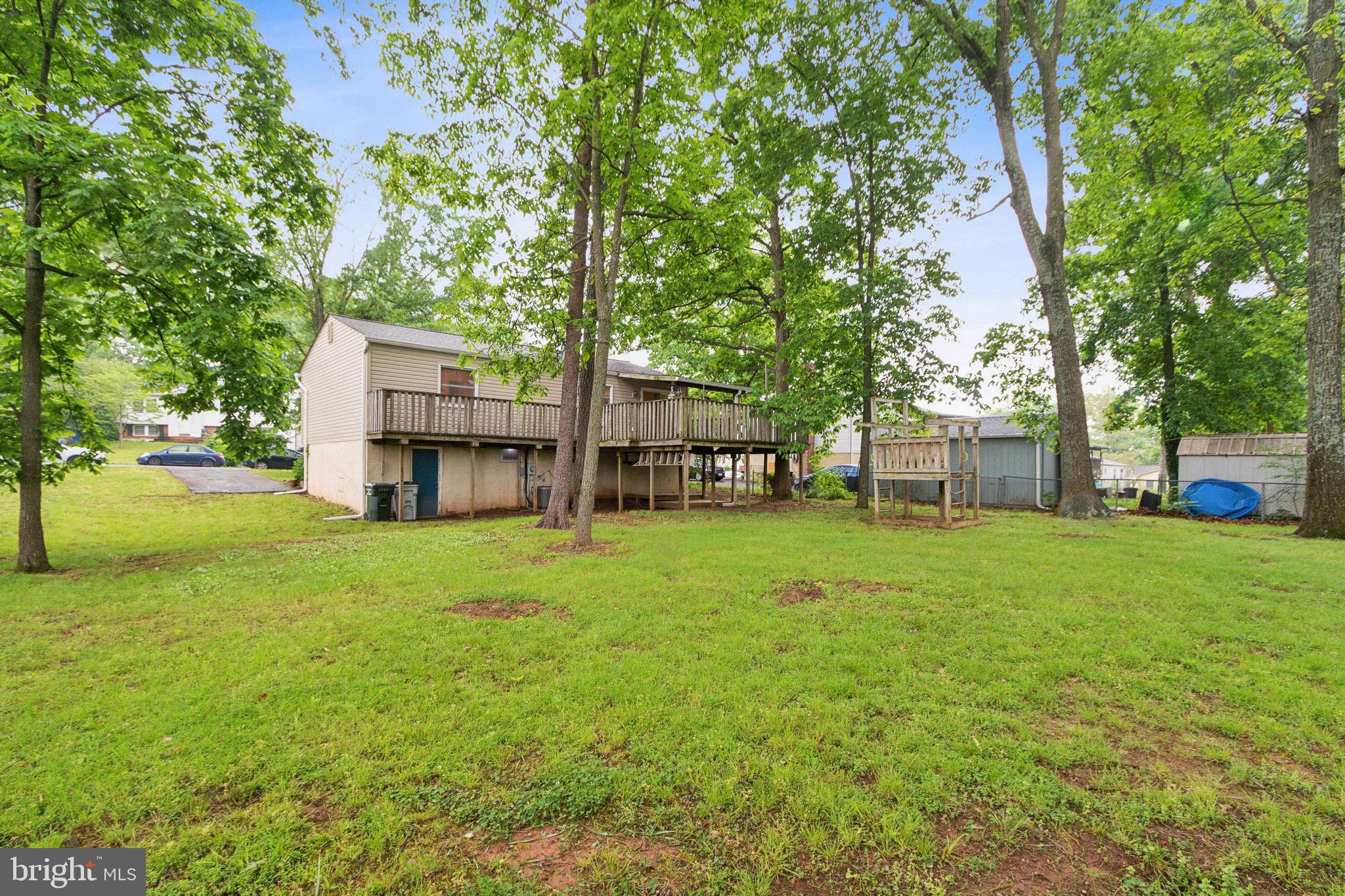 9372 Fernwood Ct