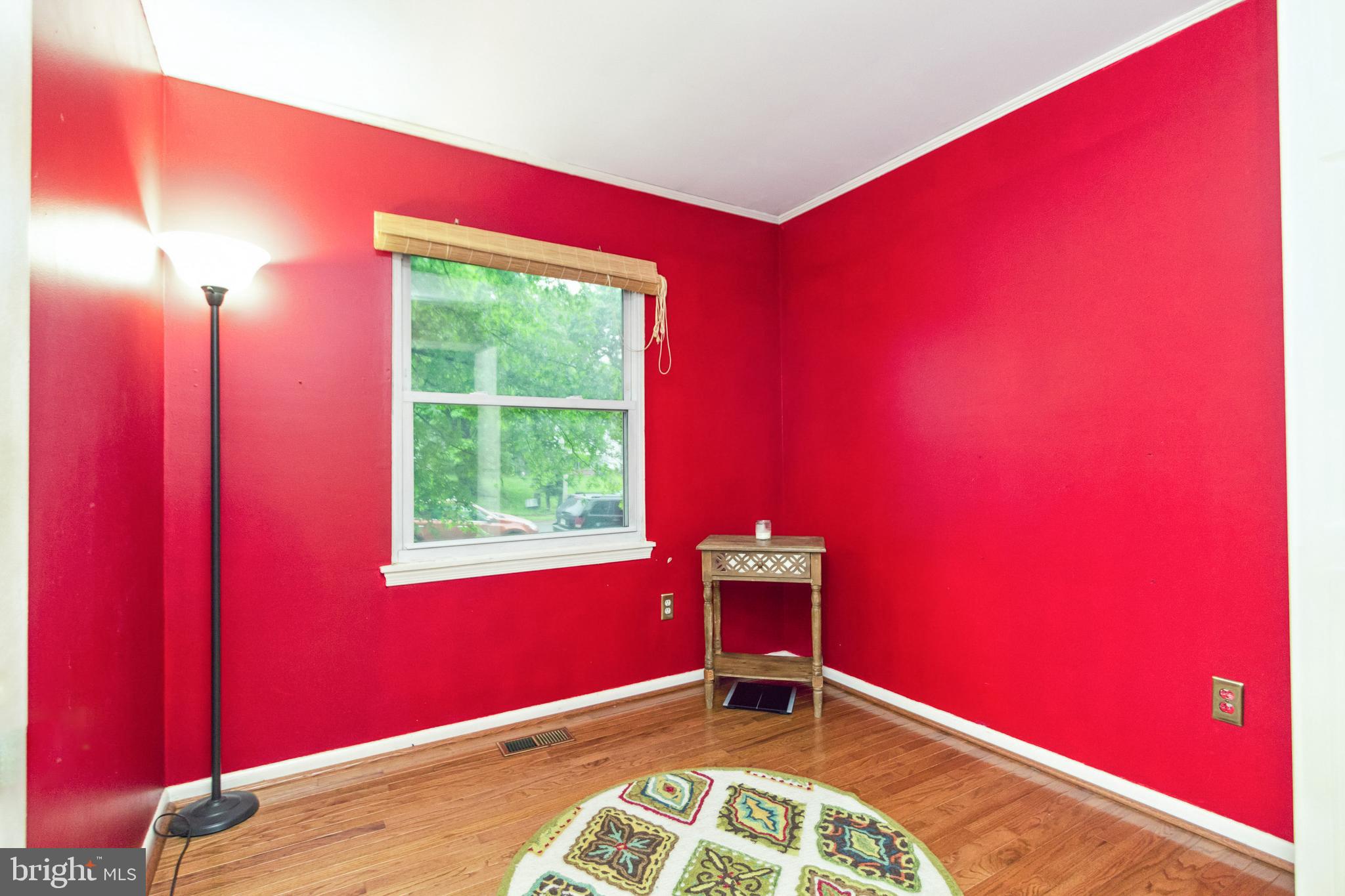 9372 Fernwood Ct