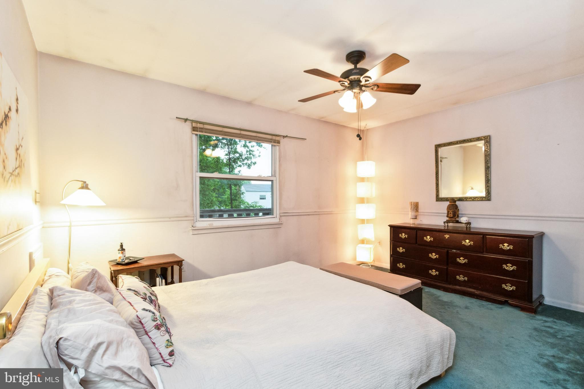 9372 Fernwood Ct