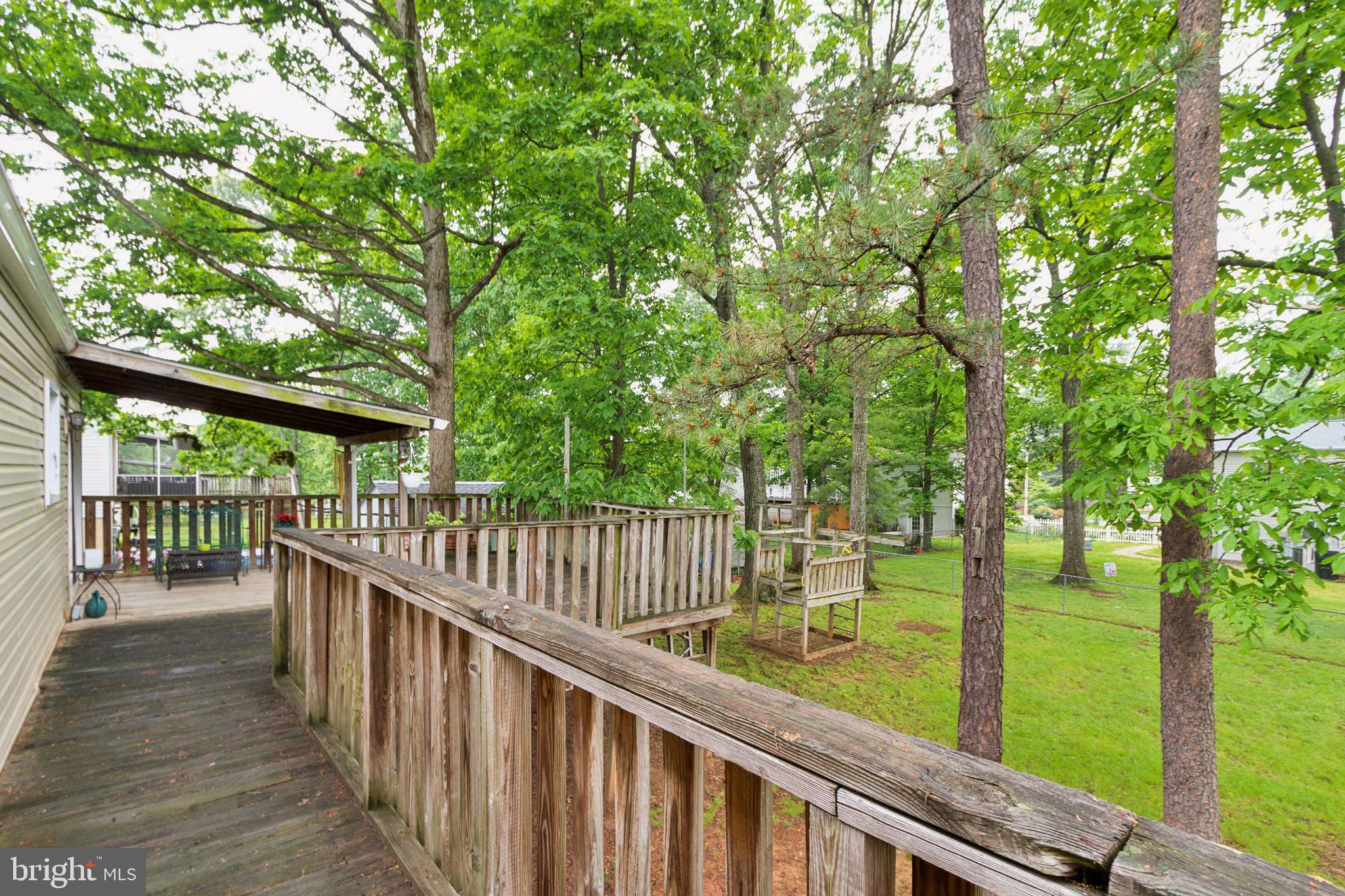 9372 Fernwood Ct