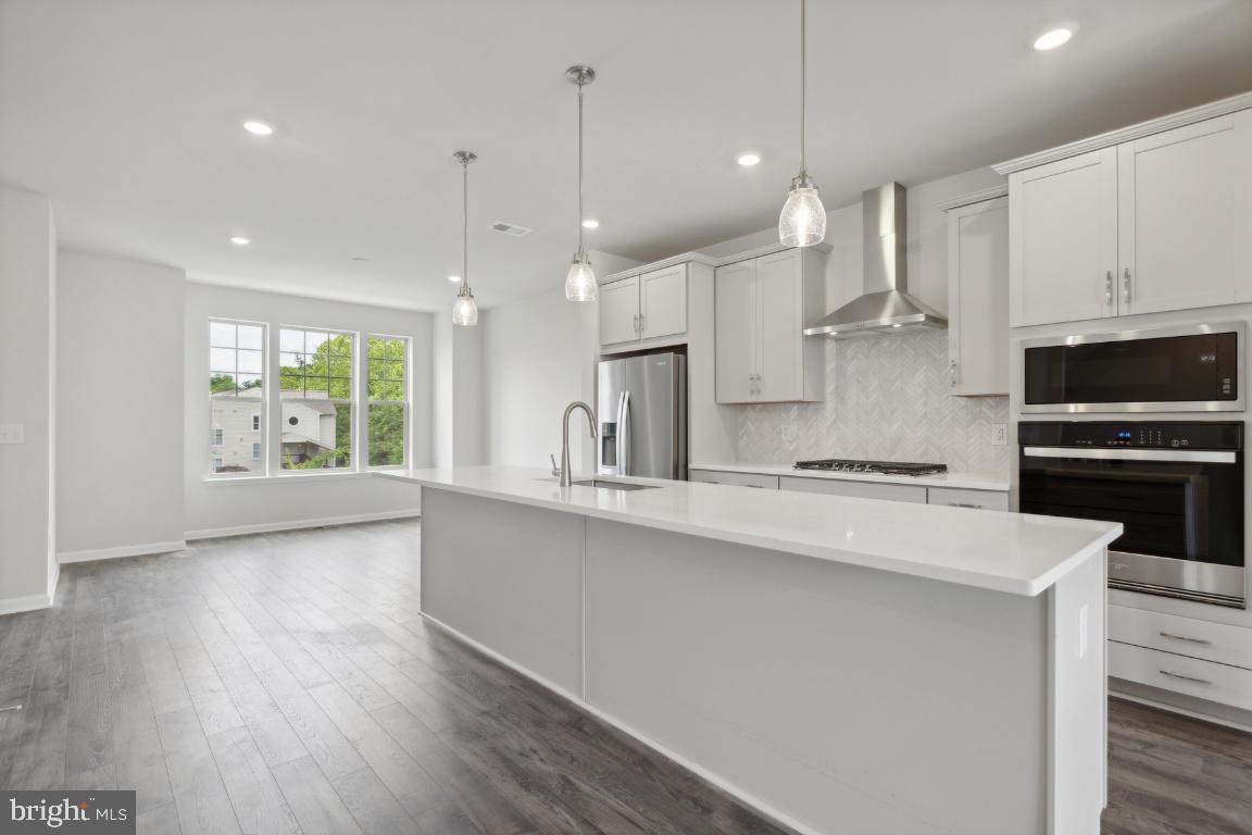 9397 Barnes Loop