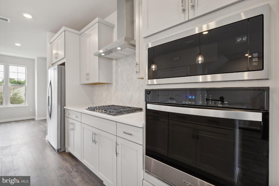 9397 Barnes Loop
