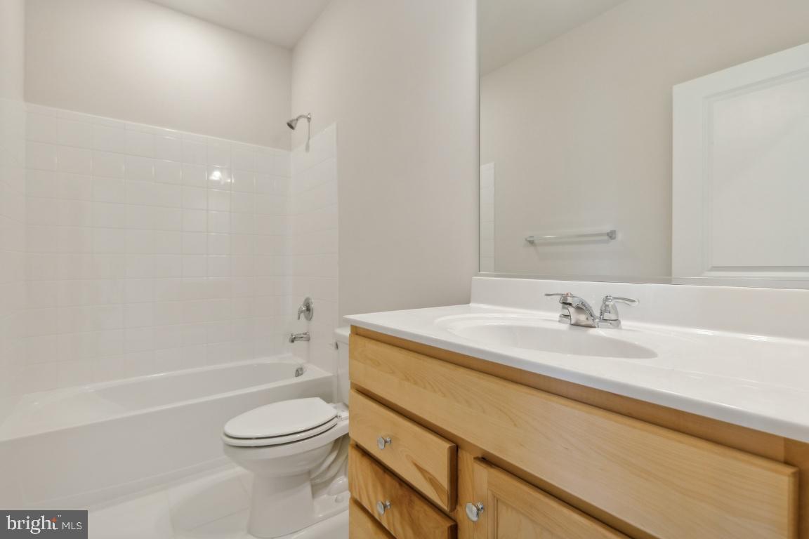 9397 Barnes Loop