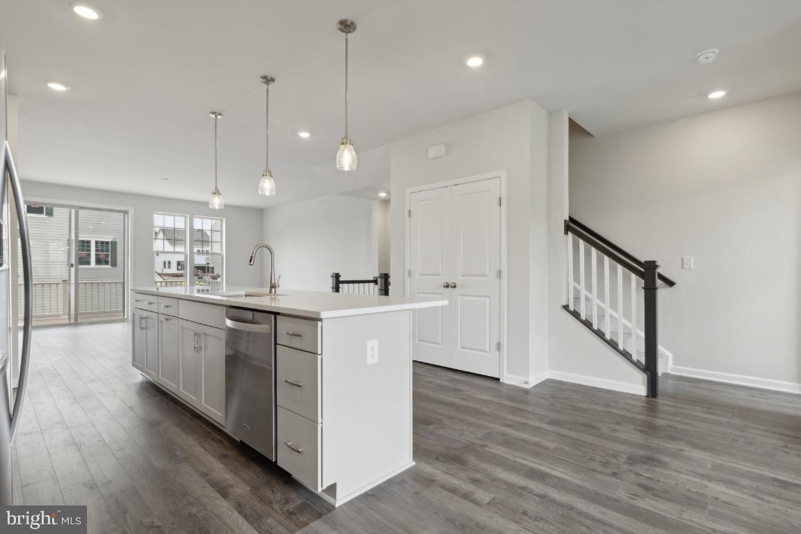 9397 Barnes Loop