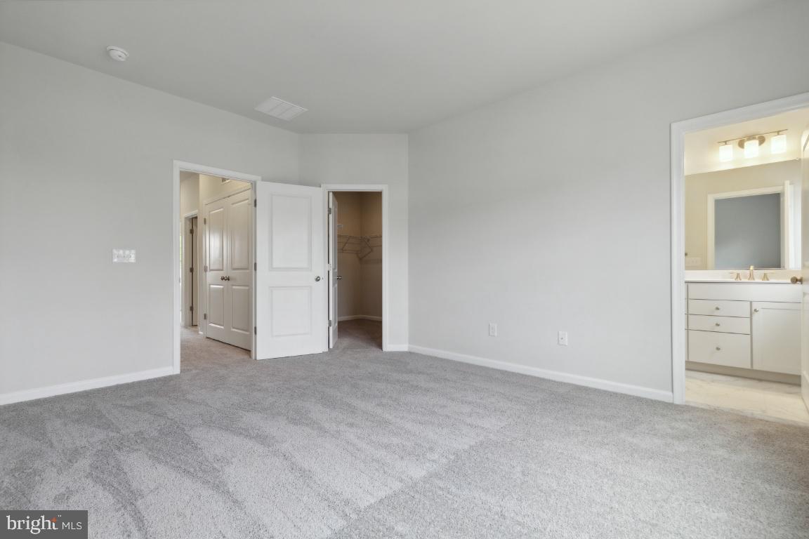 9397 Barnes Loop