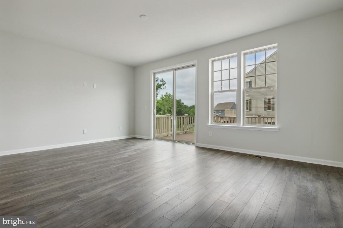 9397 Barnes Loop