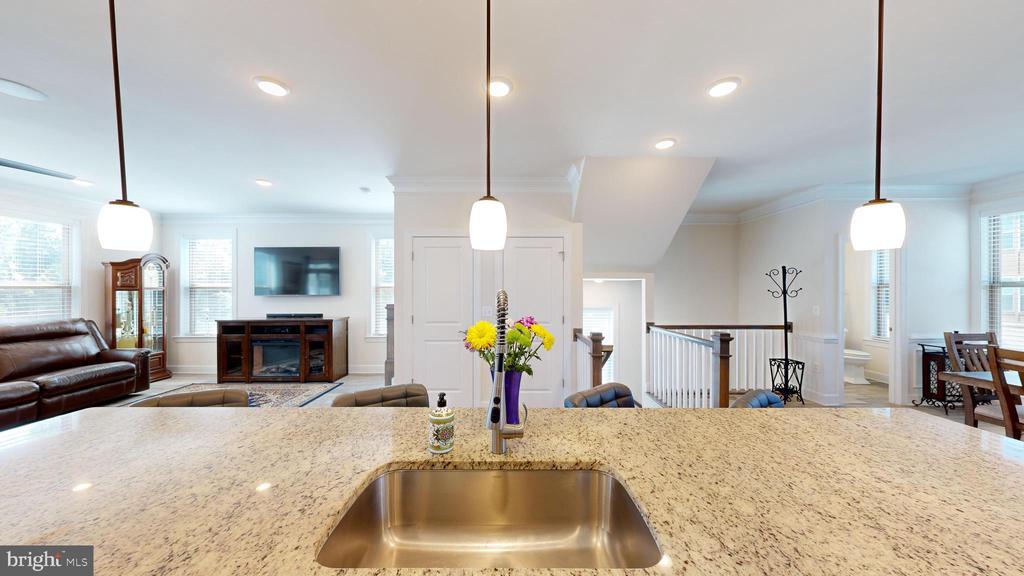9879 Buchanan Loop