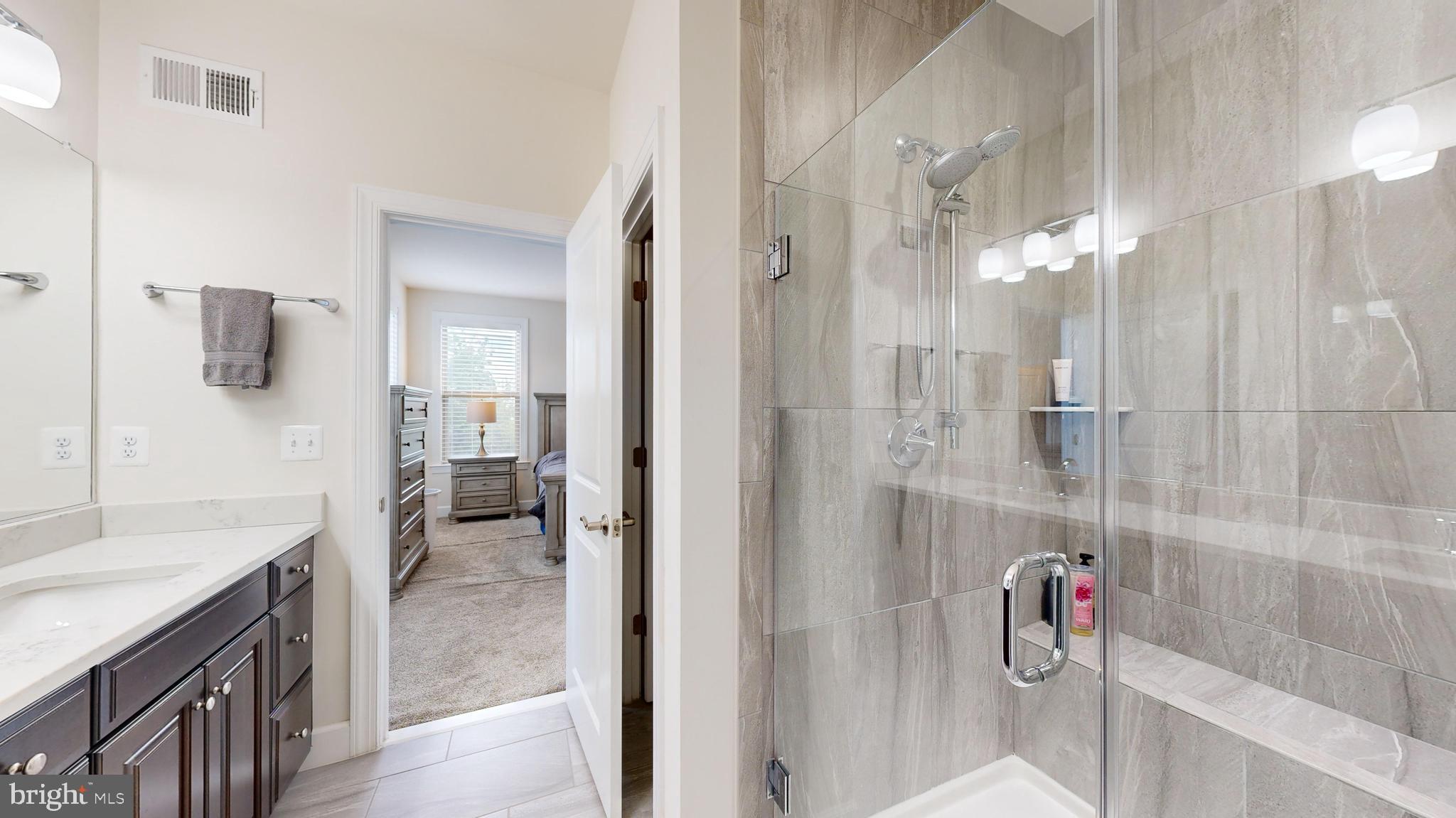 9879 Buchanan Loop