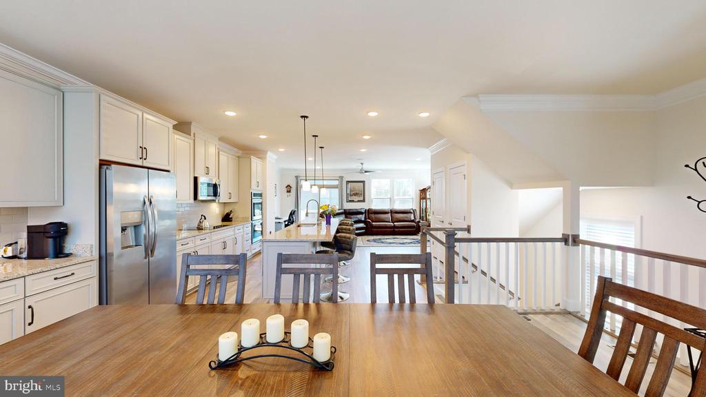 9879 Buchanan Loop