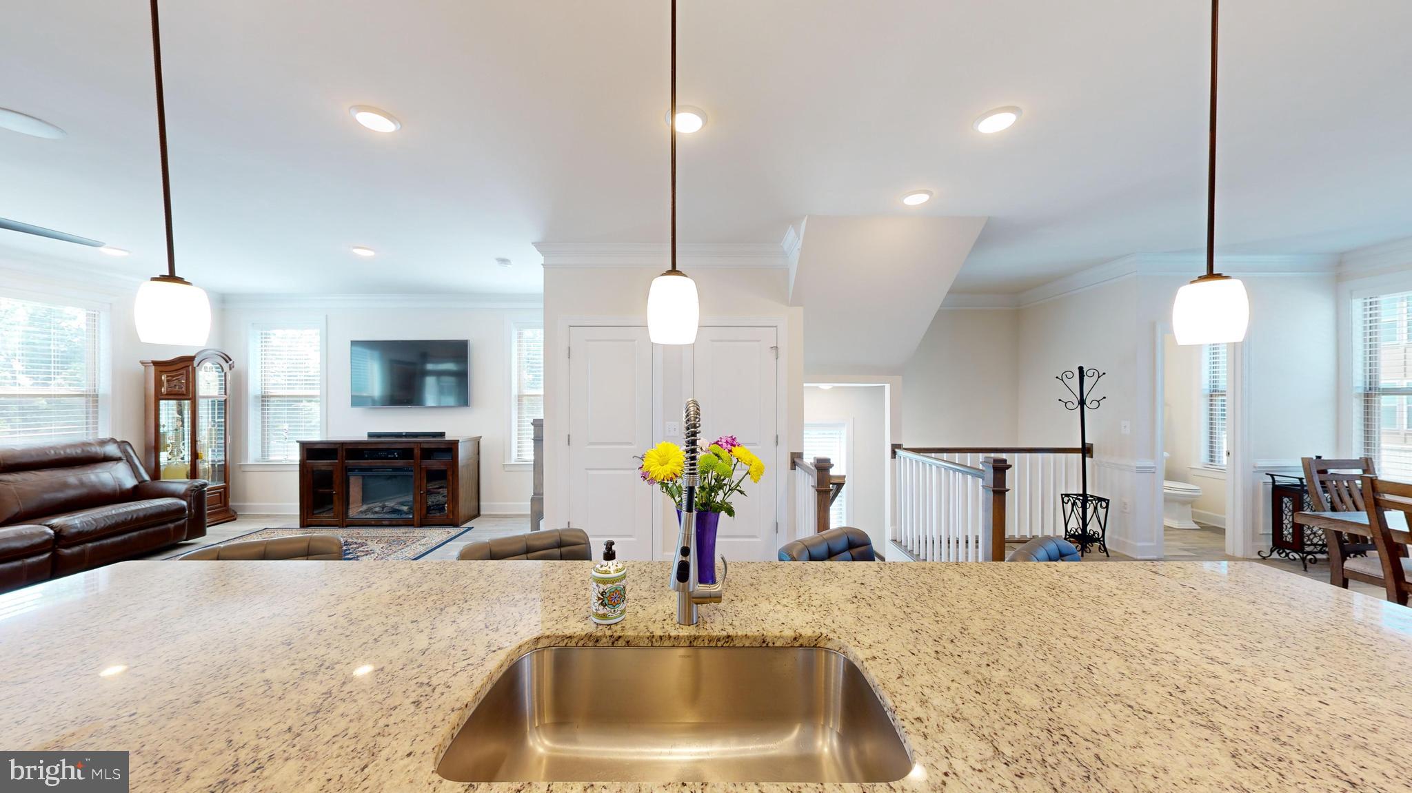 9879 Buchanan Loop