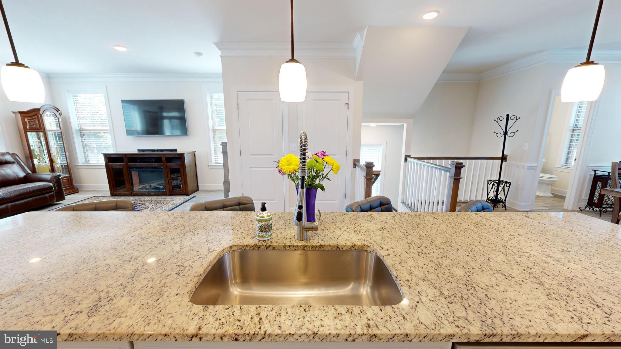 9879 Buchanan Loop