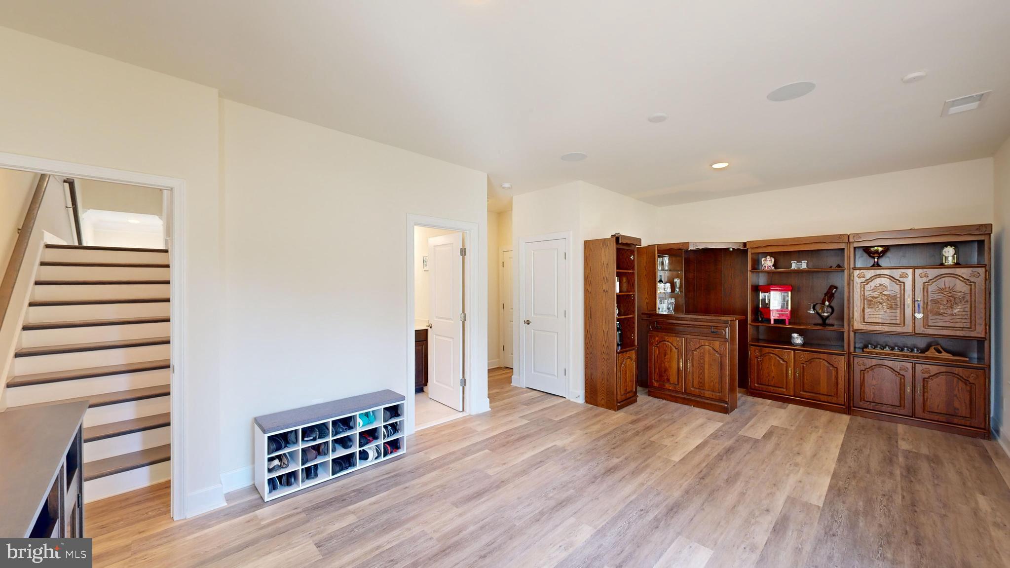 9879 Buchanan Loop