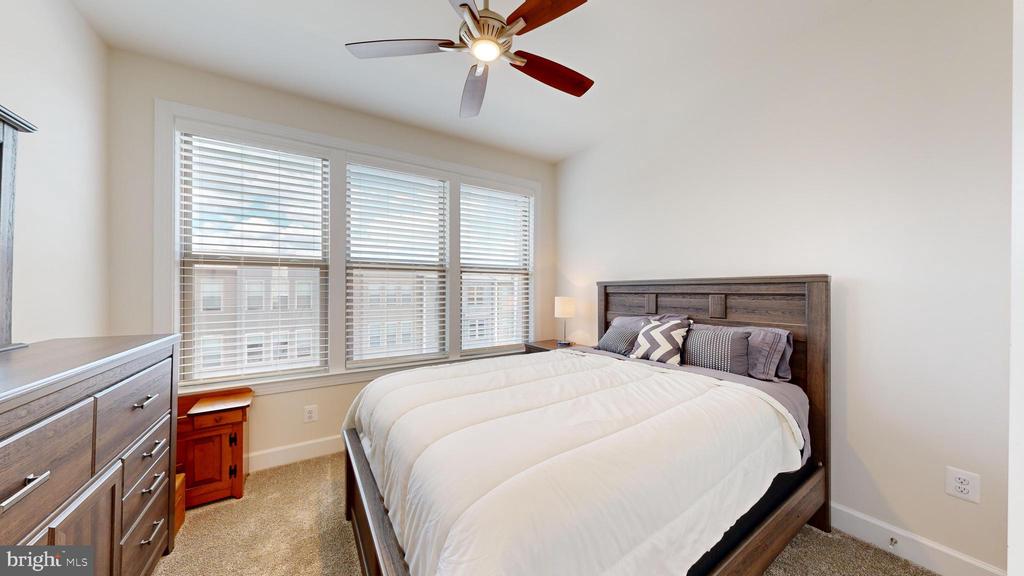 9879 Buchanan Loop