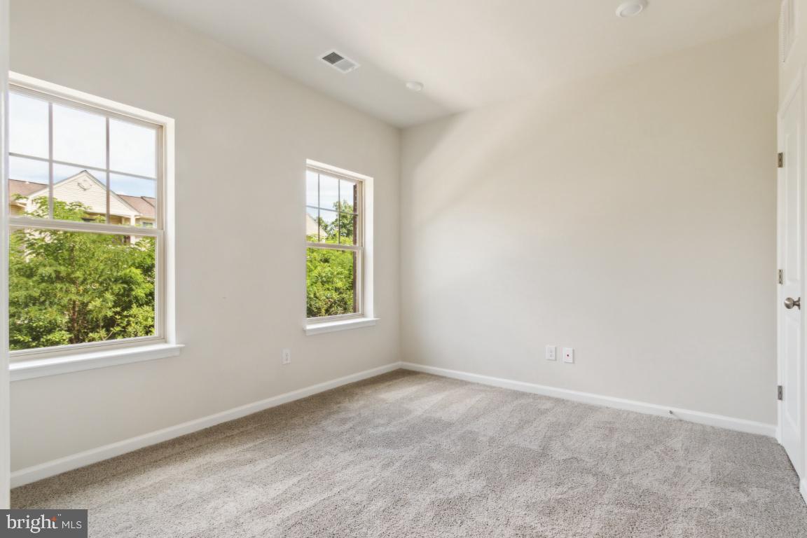 9377 Barnes Loop