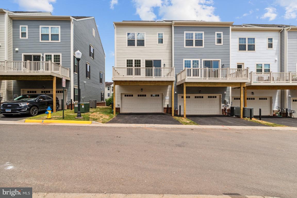 9377 Barnes Loop