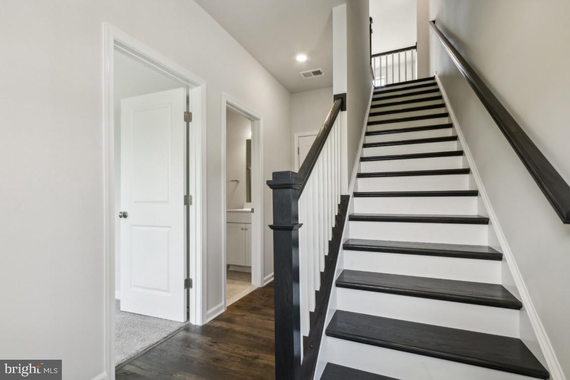 9377 Barnes Loop