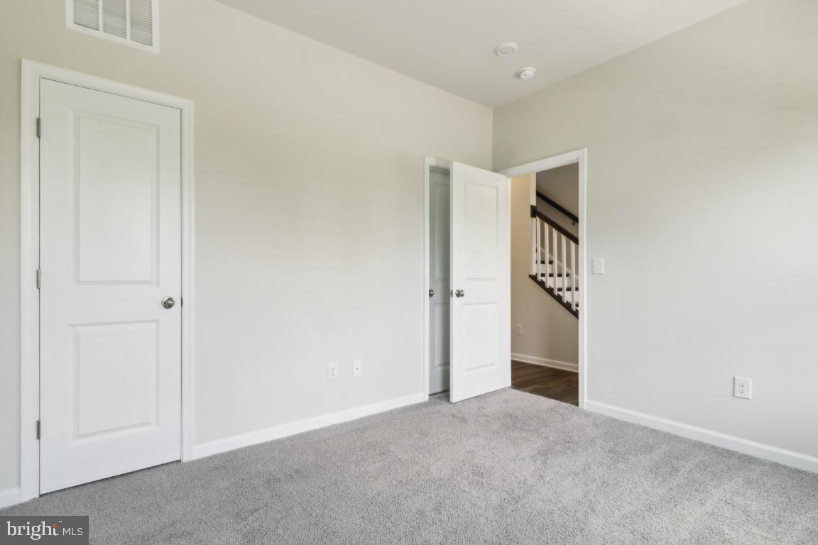 9377 Barnes Loop