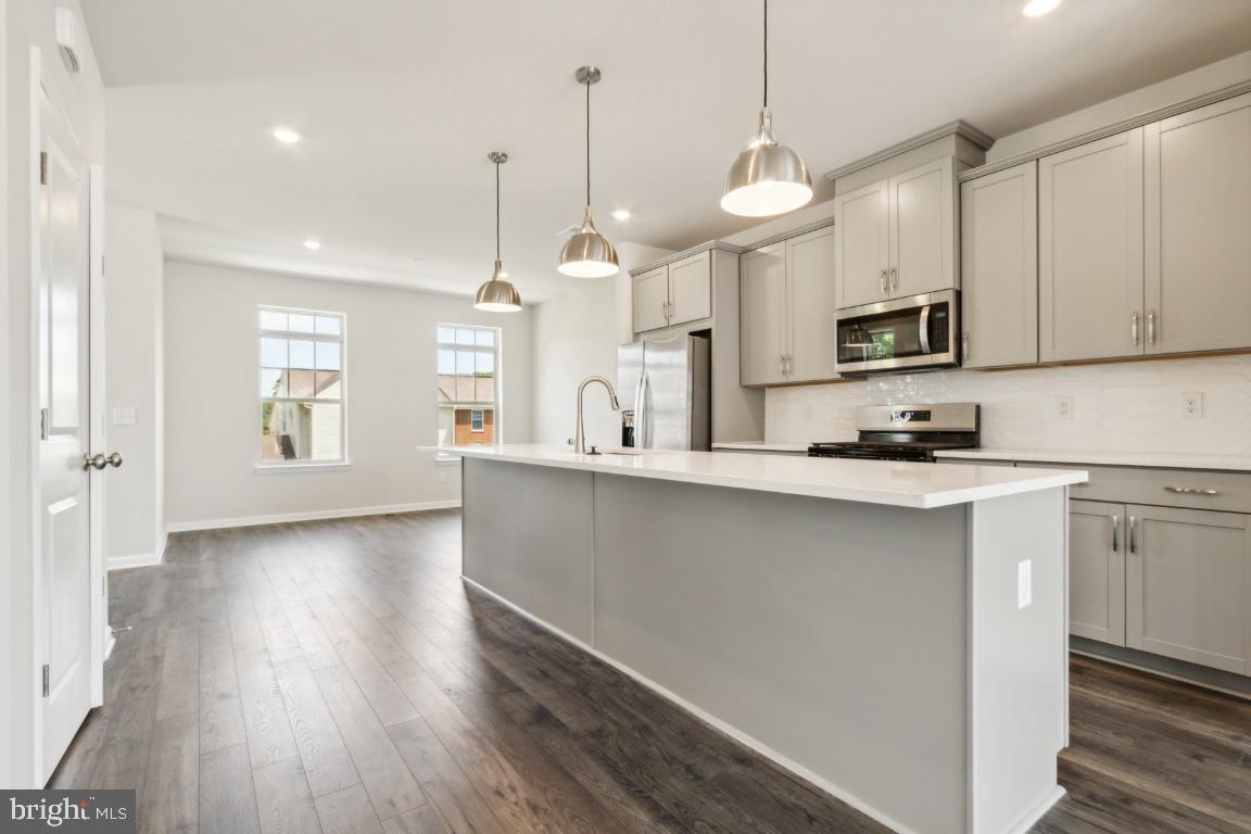 9377 Barnes Loop