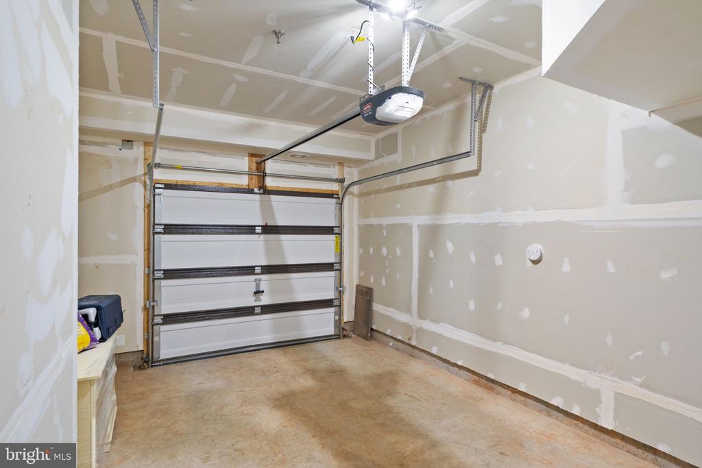 10420 Ratcliffe Trl