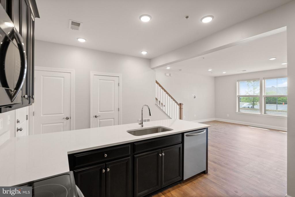 10420 Ratcliffe Trl