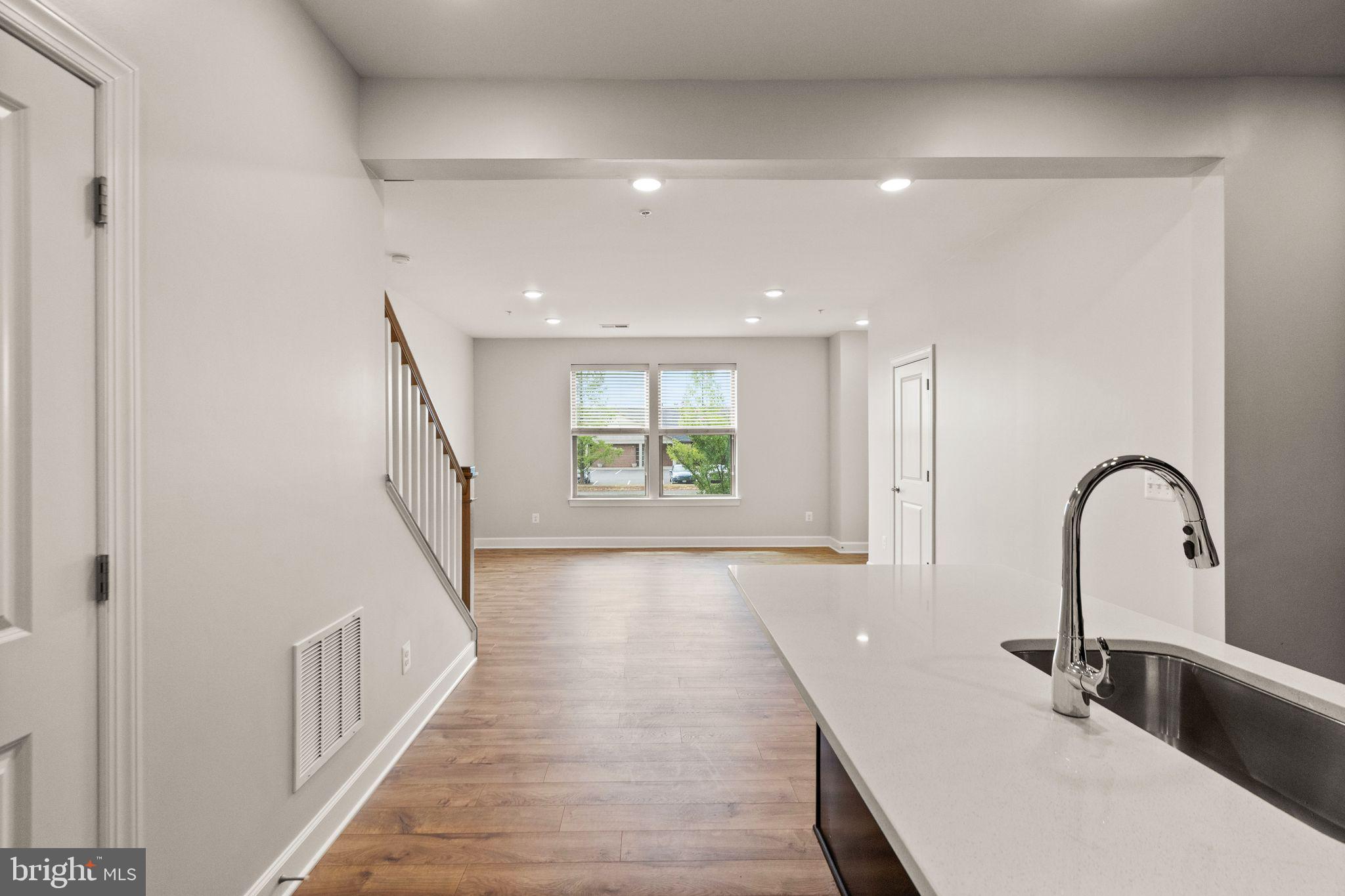 10420 Ratcliffe Trl