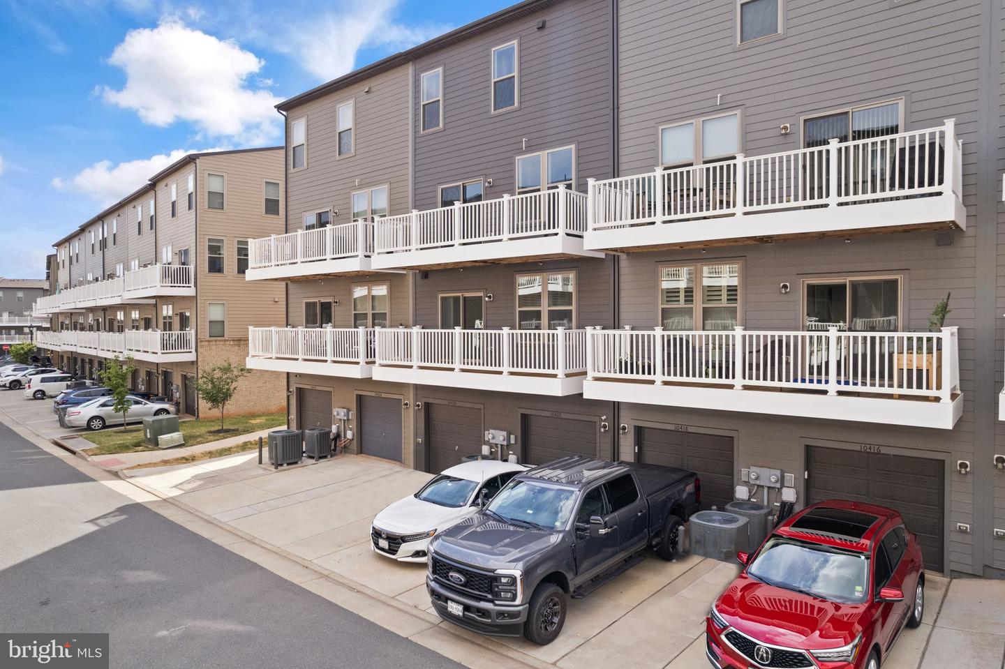 10420 Ratcliffe Trl
