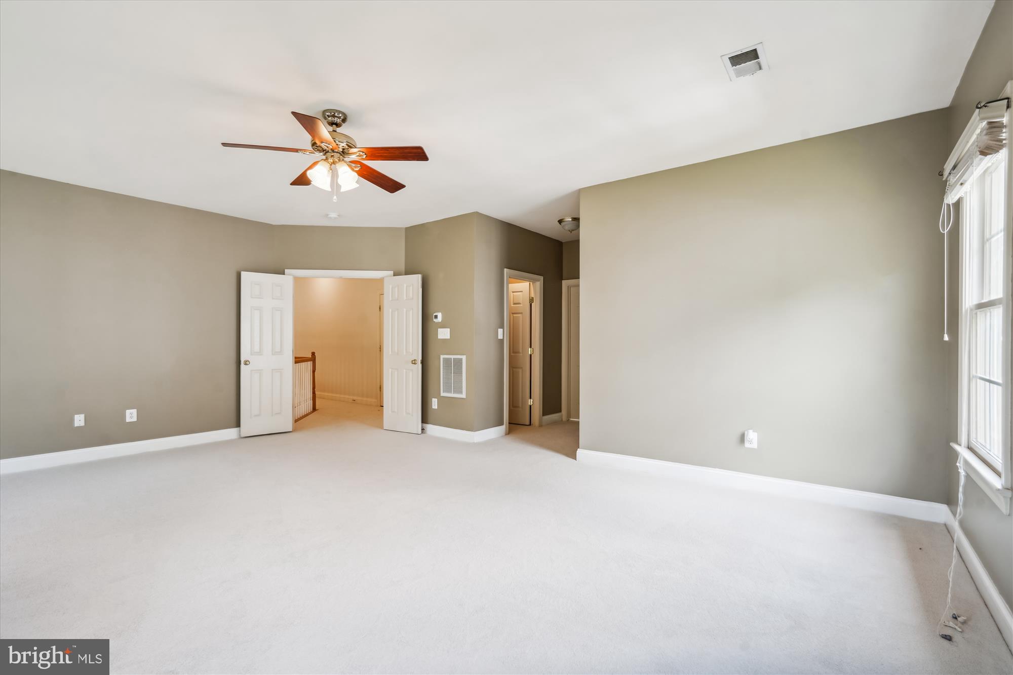 9289 Sumner Lake Blvd