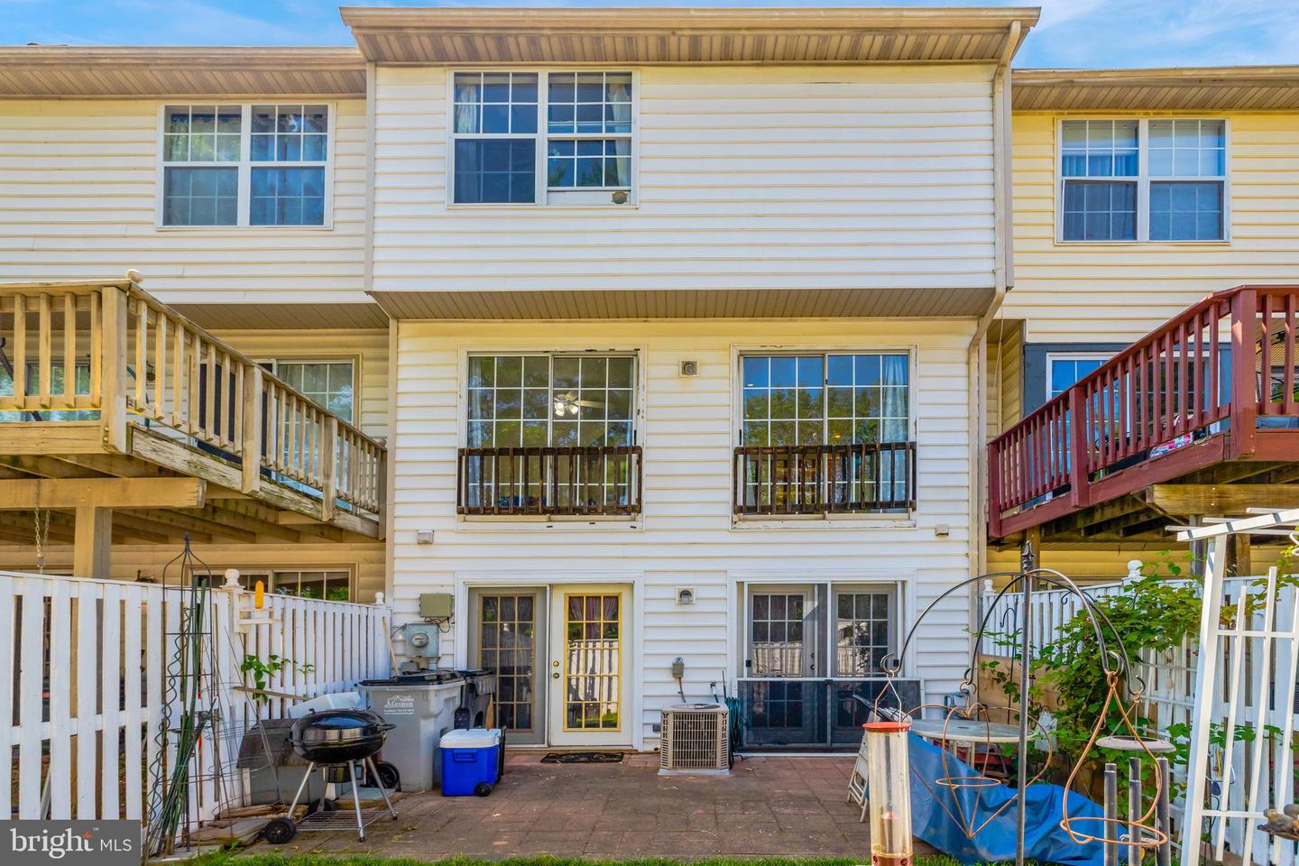 10261 Calypso Dr