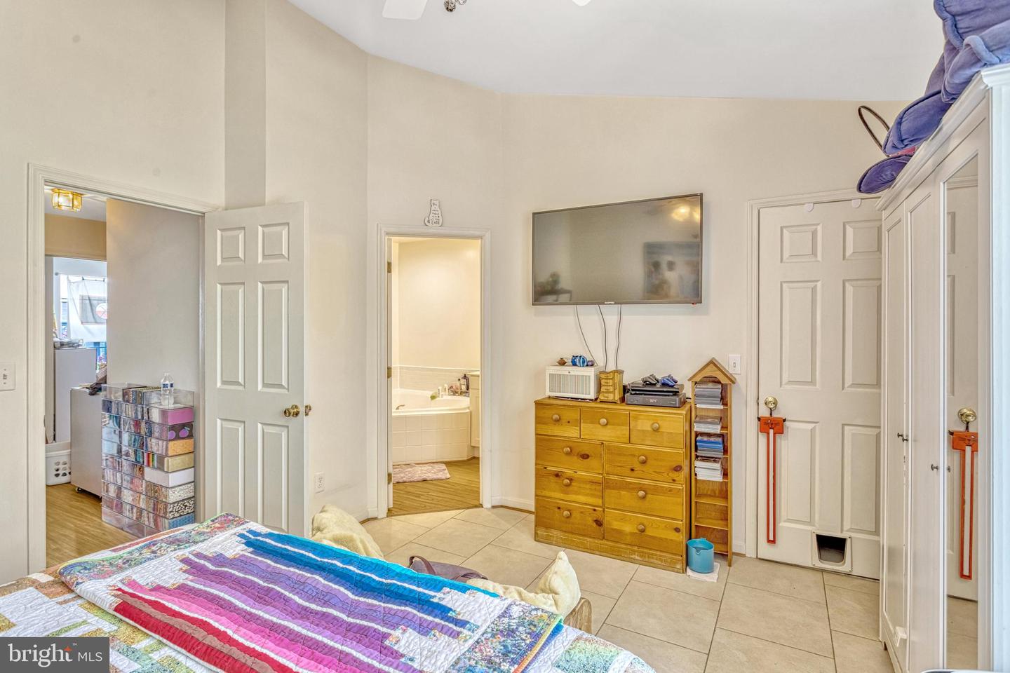 10261 Calypso Dr