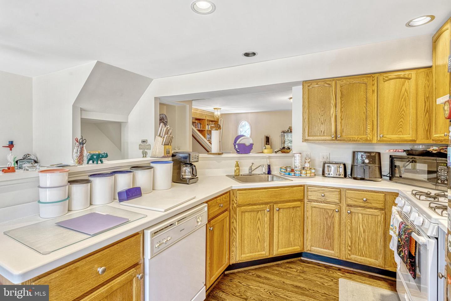 10261 Calypso Dr