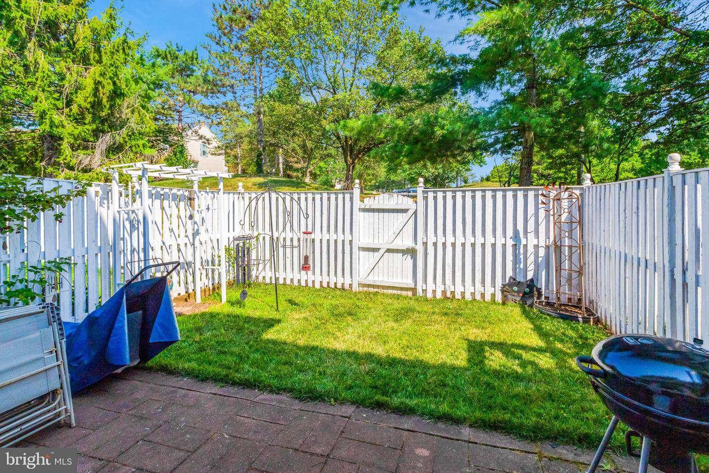 10261 Calypso Dr