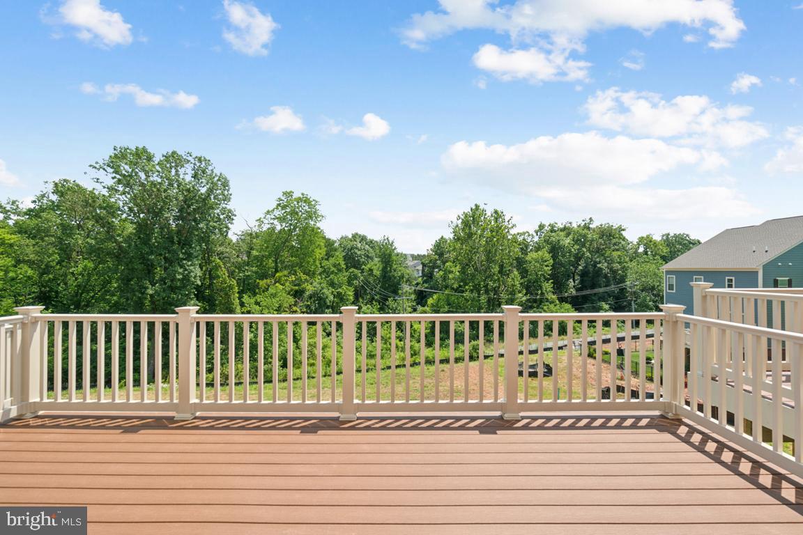 9425 Barnes Loop