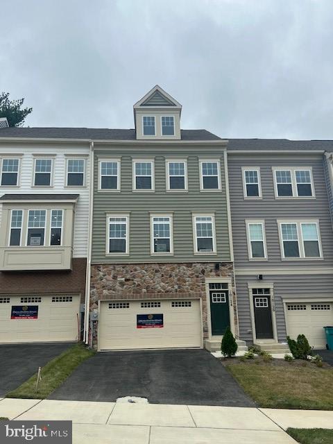 9425 Barnes Loop