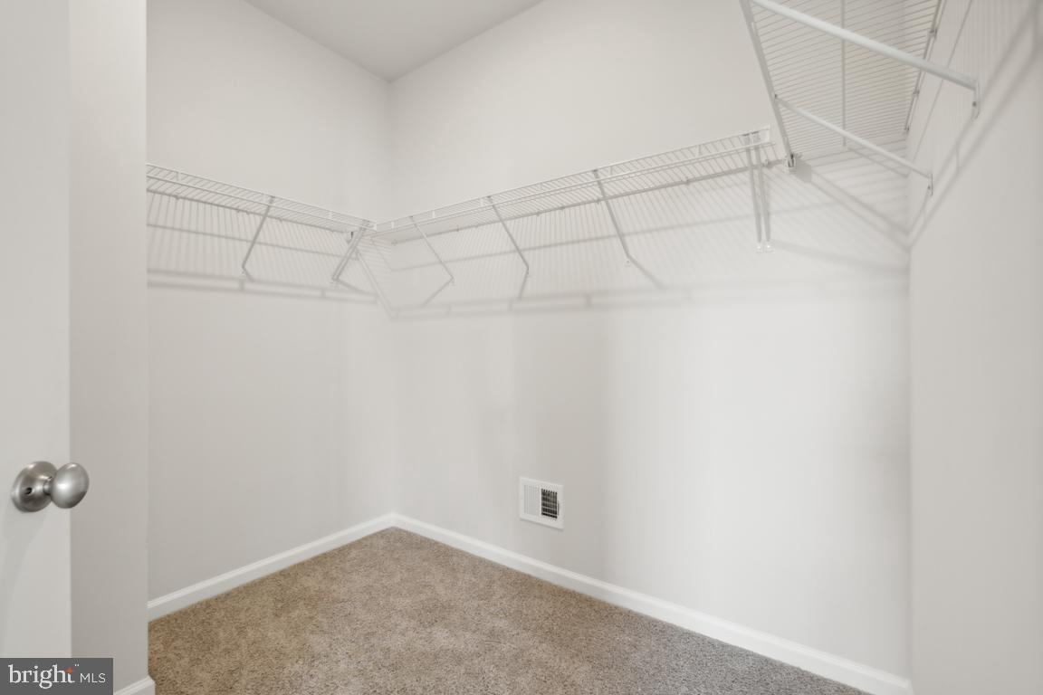 9425 Barnes Loop
