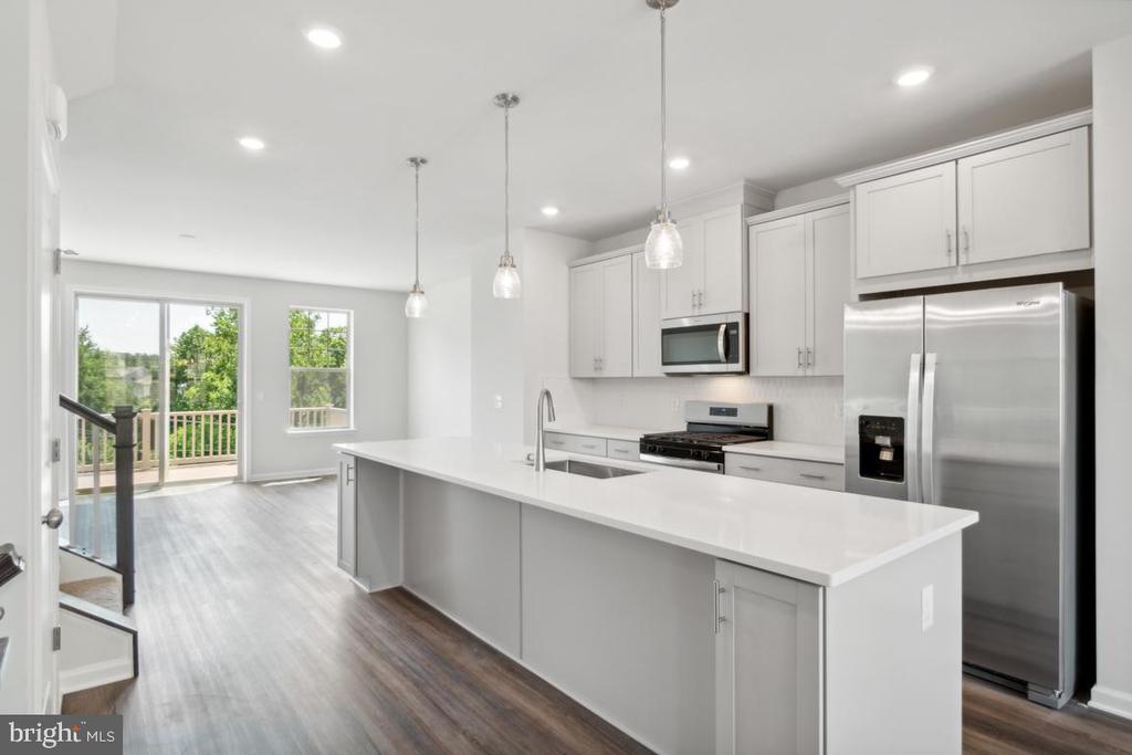 9425 Barnes Loop