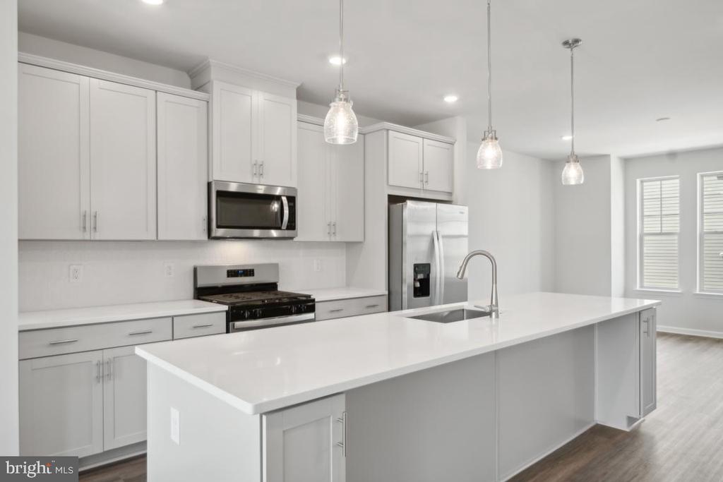 9425 Barnes Loop